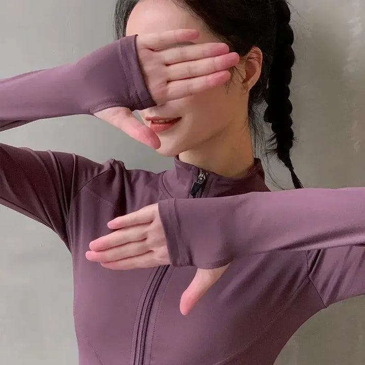 Women Long Sleeve Zip Sports Jacket For Fitness And Yoga