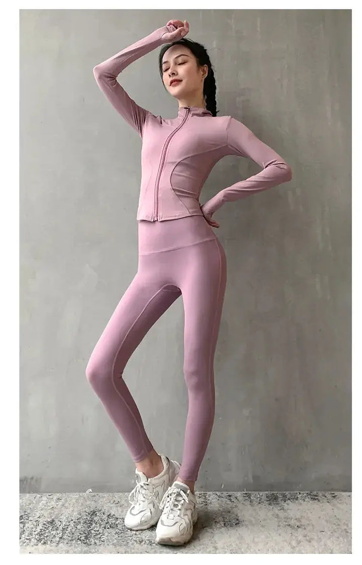 Women Long Sleeve Zip Sports Jacket For Fitness And Yoga