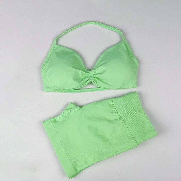 WANAYOU Seamless 2 Pcs Women Yoga Sets Halter Bras Sports Crop Tops Low Waist Scrunch Butt Gym Shorts Tight Quick Dry Leggings
