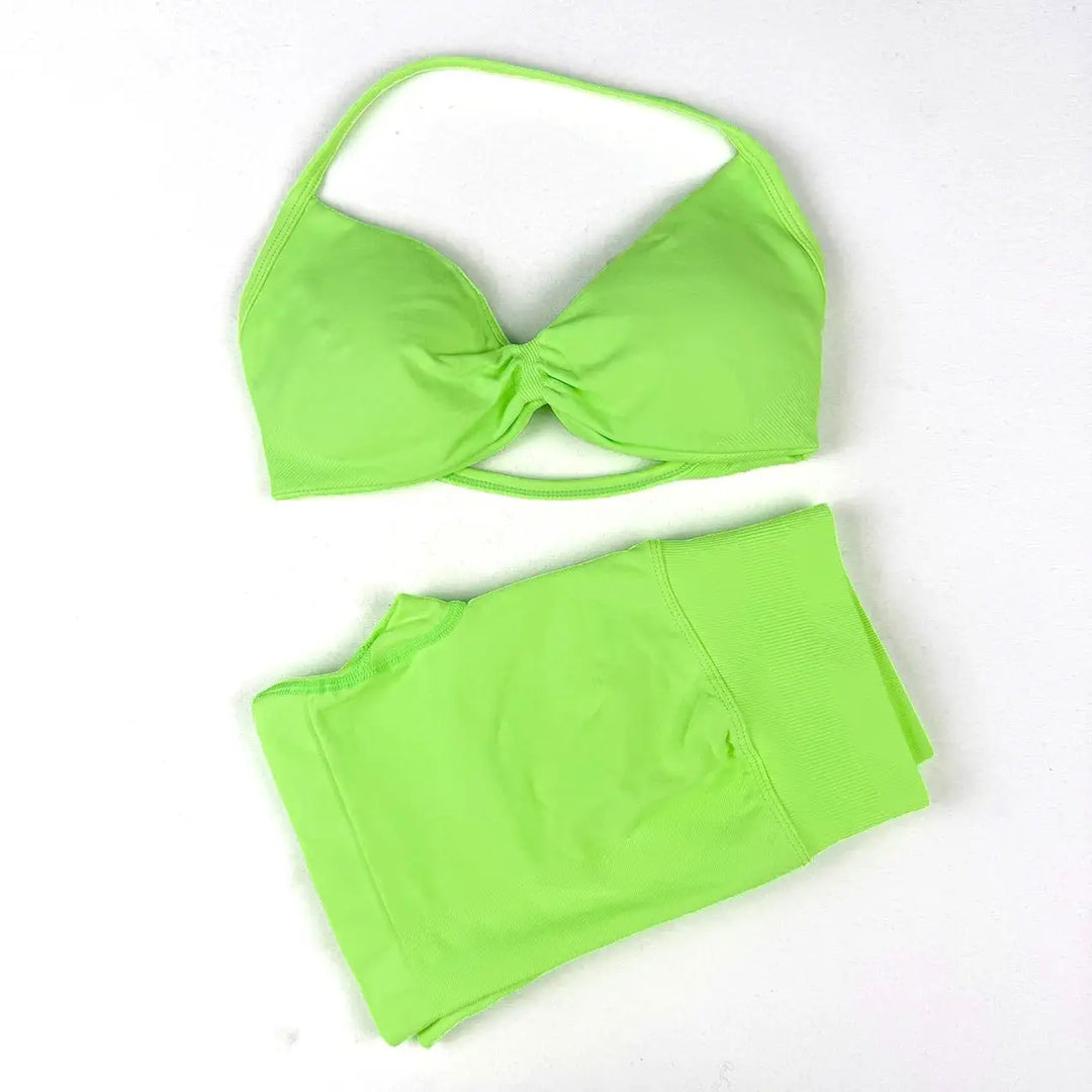 Seamless 2 Pieces Strappy Yoga Halter Bras Sets Scrunch Butt Sports Shorts Quick Dry Backless Gym Crop Tops with Pad Push Up Set