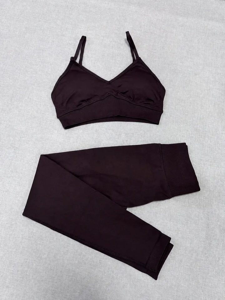 Quick Dry V Neck Sports Bra and Yoga Pants Set for Women, 90% Nylon 10% Spandex Moisture Wicking Two Piece Gym Fitness Workout Outfit, Strappy Crop Top Full Length Activewear for Running Training