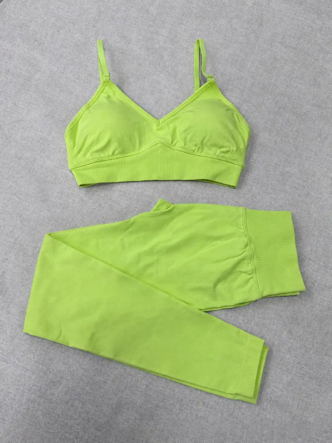 Quick Dry V Neck Sports Bra and Yoga Pants Set for Women, 90% Nylon 10% Spandex Moisture Wicking Two Piece Gym Fitness Workout Outfit, Strappy Crop Top Full Length Activewear for Running Training