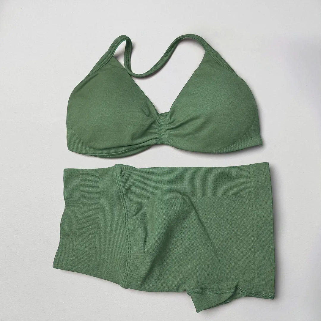 WANAYOU Seamless 2 Pcs Women Yoga Sets Halter Bras Sports Crop Tops Low Waist Scrunch Butt Gym Shorts Tight Quick Dry Leggings