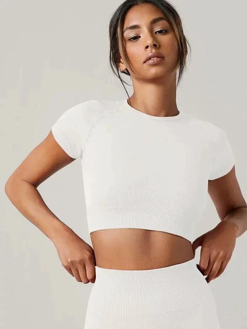 Women Seamless Yoga Top For Fitness And Workout Shirt