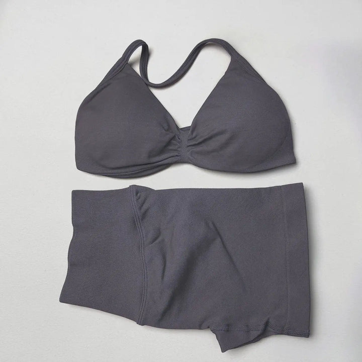WANAYOU Seamless 2 Pcs Women Yoga Sets Halter Bras Sports Crop Tops Low Waist Scrunch Butt Gym Shorts Tight Quick Dry Leggings