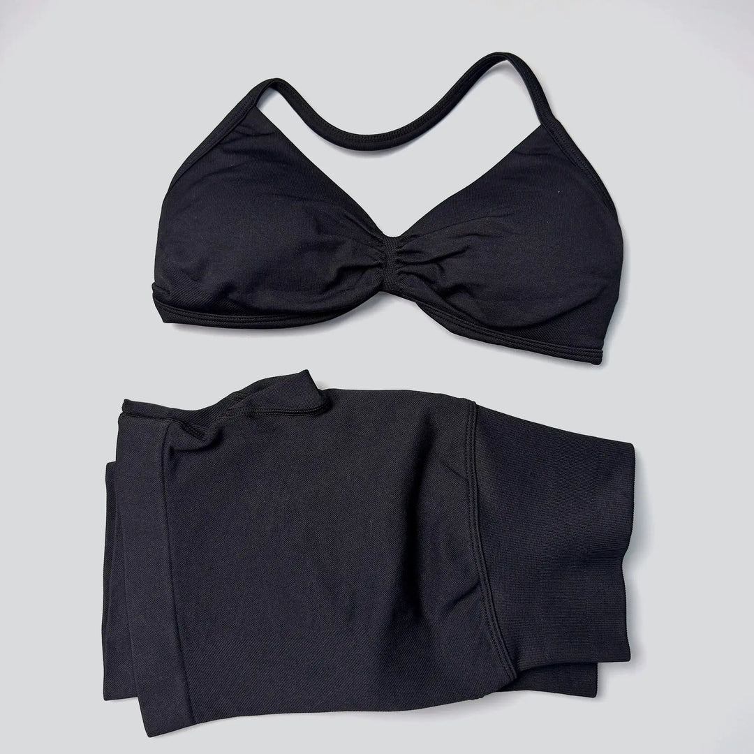 WANAYOU Seamless 2 Pcs Women Yoga Sets Halter Bras Sports Crop Tops Low Waist Scrunch Butt Gym Shorts Tight Quick Dry Leggings